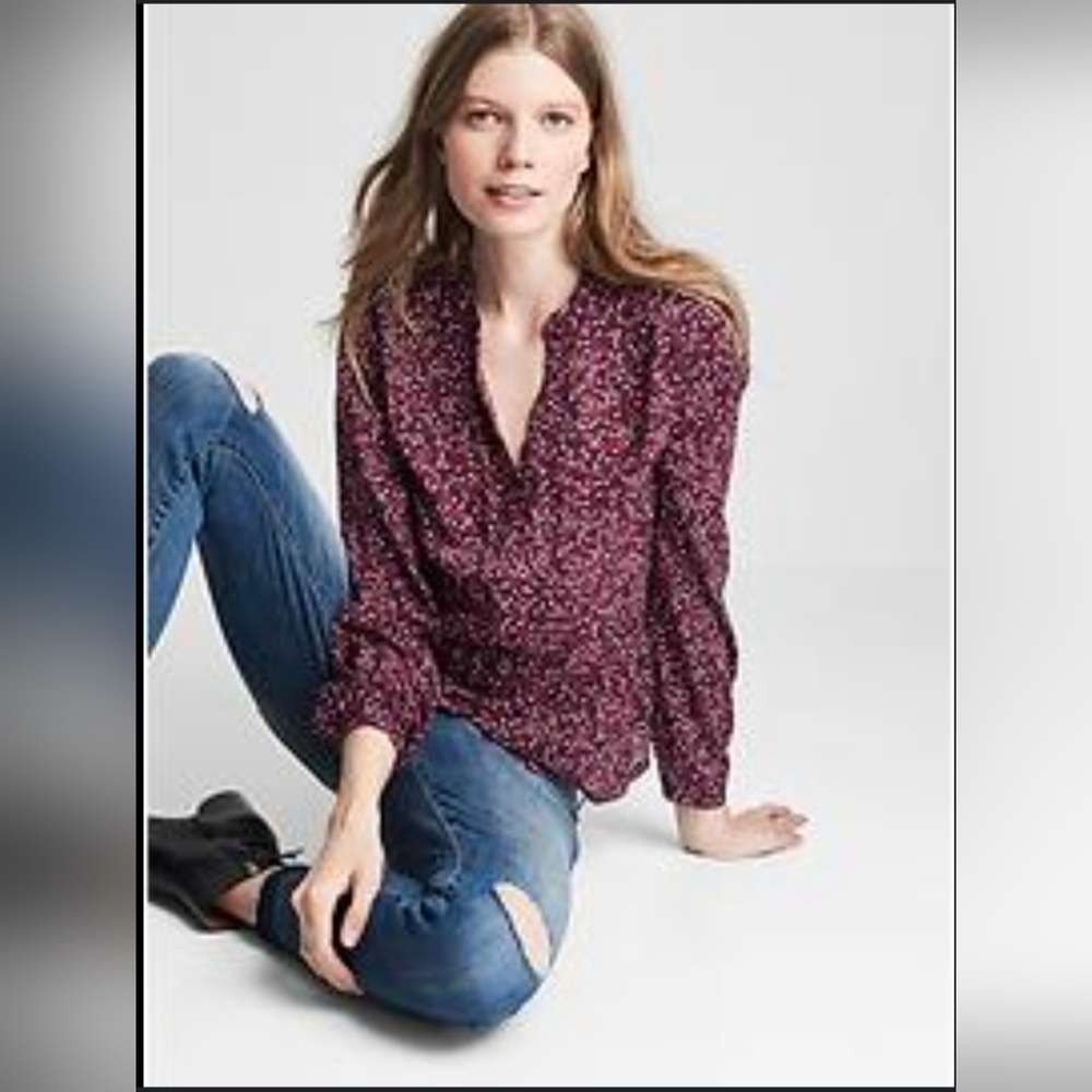 GAP Blouse XS Purple Abstract Floral Print Peplum Split Neck Top Boho Y2K